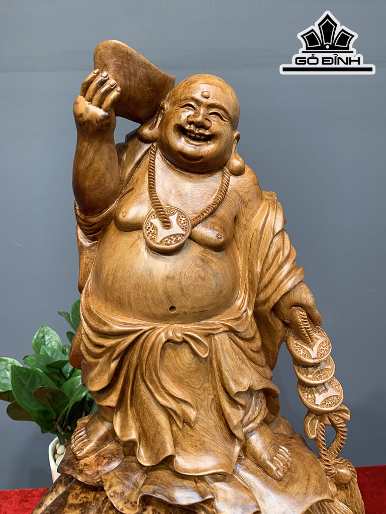 Tượng Phật Di Lặc Đứng Bao Tiền Gỗ Nu Ngọc Am Cao 46 Ngang 26 Sâu 25 (cm)
