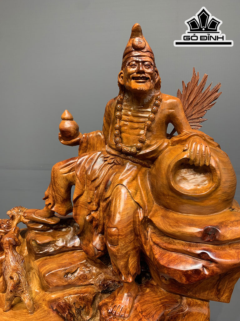 Tượng Tế Công Gỗ Hương Cao 86 Ngang 55 Sâu 35 (cm)