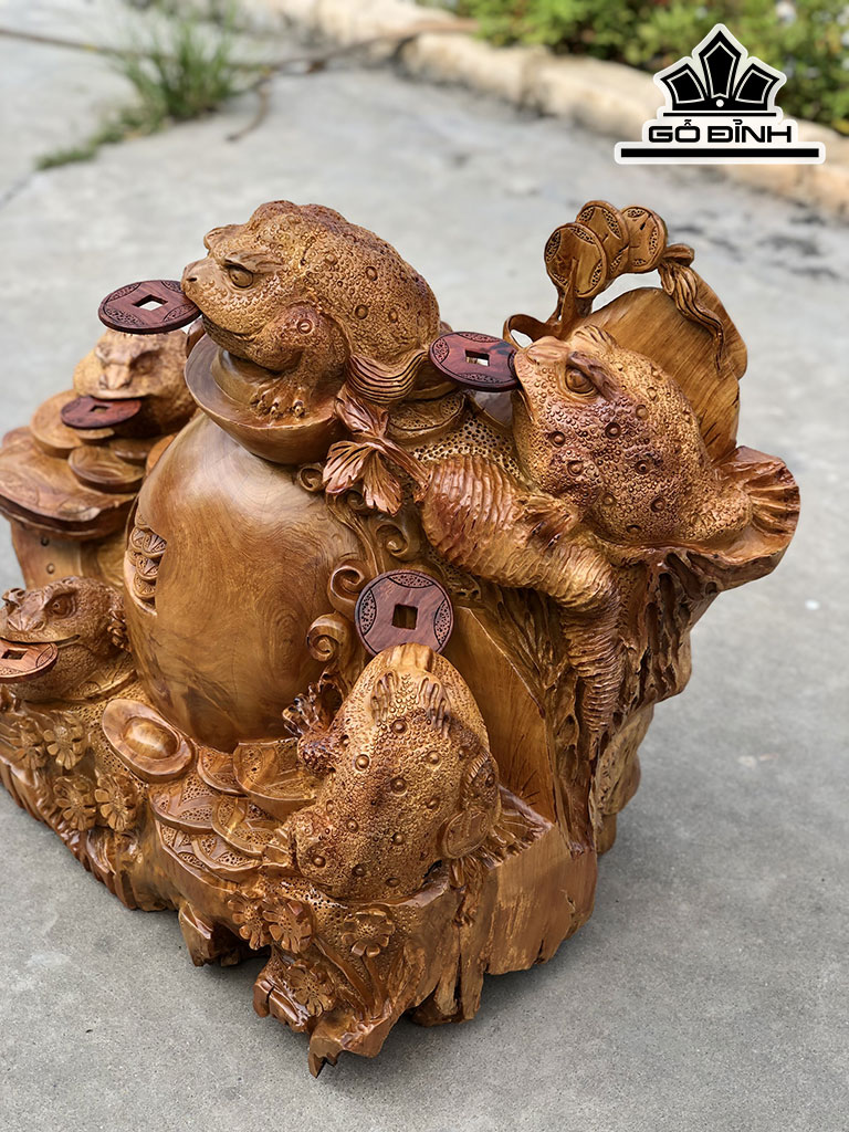 Tượng Ngũ Cóc Chấn Chum Tiền Gỗ Hương Cao 62 Ngang 82 Sâu 42 (cm)