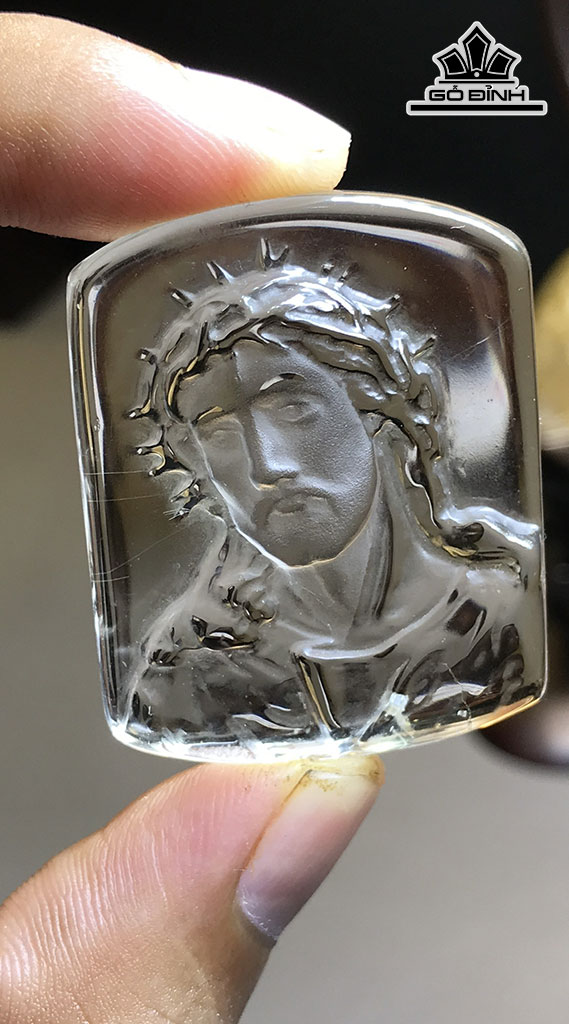 Mặt Dây Chuyền Hình Chúa Đá Thạch Anh Trắng Cao 40 Ngang 32,5 Sâu 10,3 (cm) 19,4g