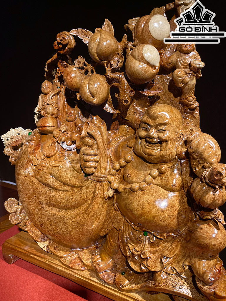 Tượng Phật Di Lặc Vác Bao Tiền Gỗ Nu Hương Cao 70 Ngang 75 Sâu 22 (cm)