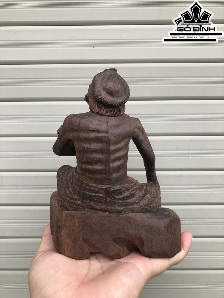 Tượng Lão Nông Bắn Thuốc Lào Gỗ Trắc Cao 19 Ngang 14 Sâu 9 (cm)