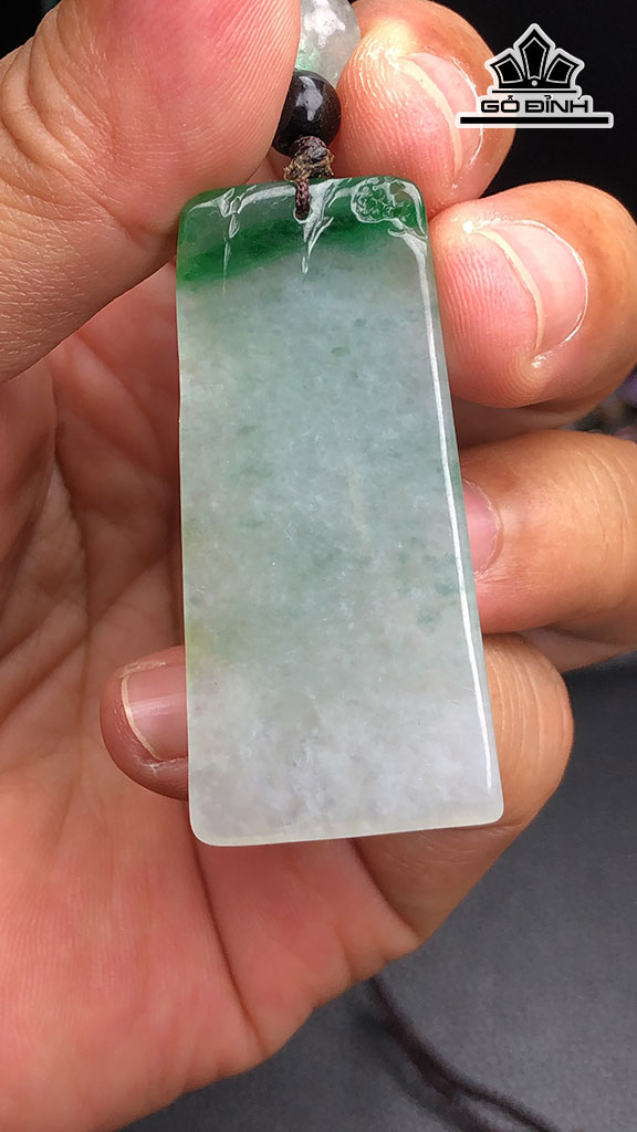 Mặt Dây Chuyền Đá Cẩm Thạch Cao 49 Ngang 23 Sâu 5,5 (cm) 15g