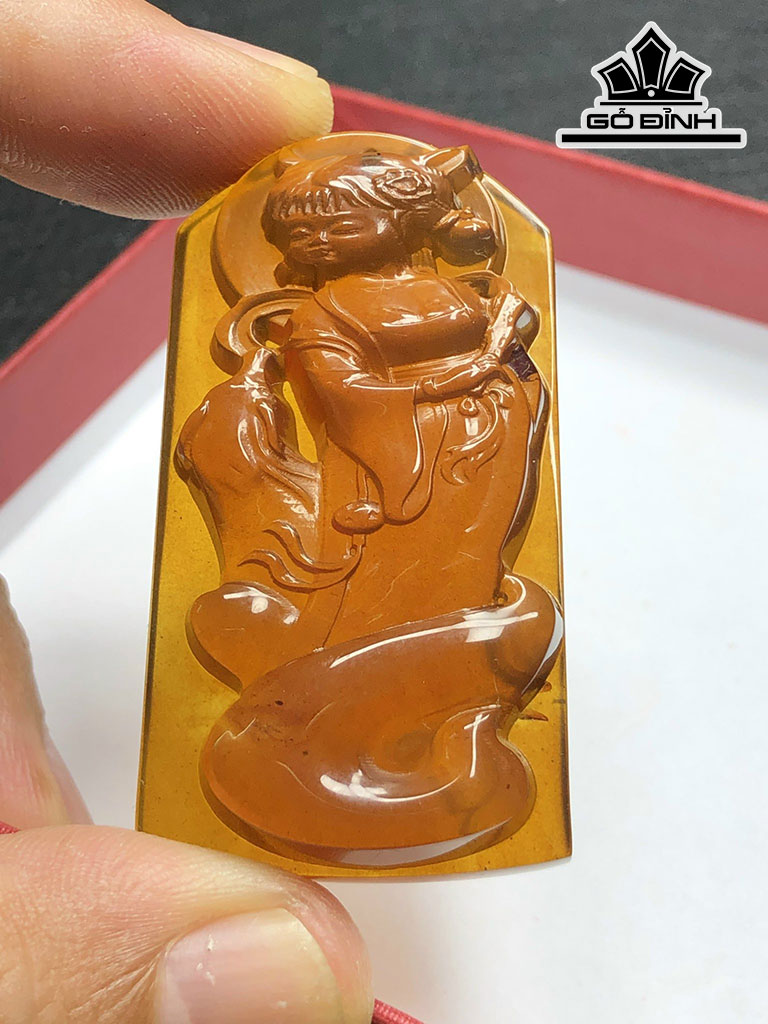 Mặt Dây Chuyền Đá Hổ Phách Cao 49 Ngang 12  (mm) 10,8gr