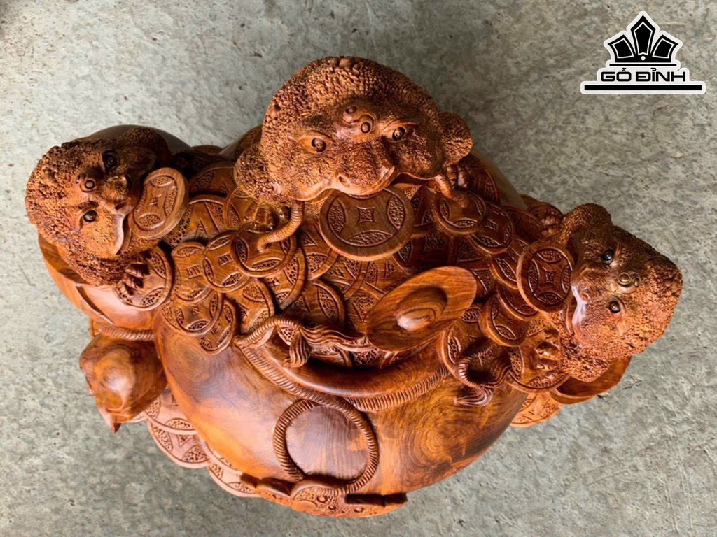 Tượng Tam Cóc Ngậm Tiền Gỗ Hương Cao 30 Ngang 50 Sâu 36 (cm)