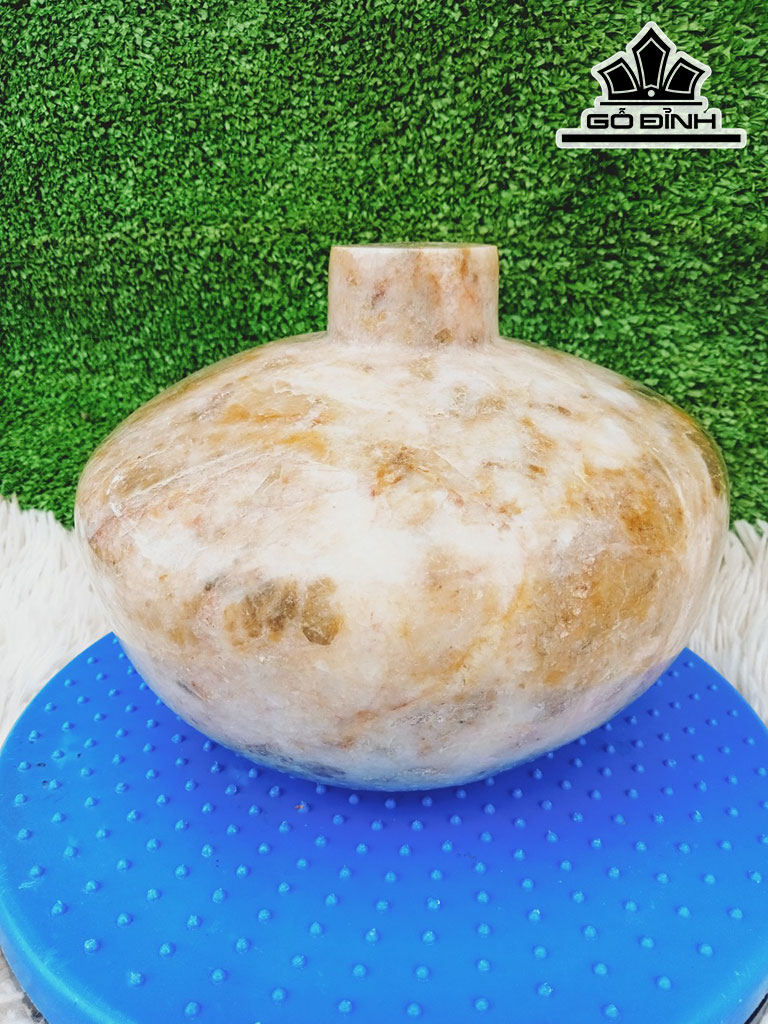 Tác Phẩm Chum Đá Thạch Anh Cao 16 Đường Kính Hạt 19 (cm) 6.6kg