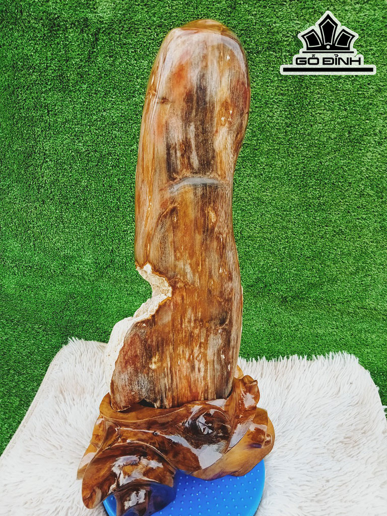 Tác Phẩm Gỗ Hóa Thạch Cao 58 Ngang 17 (cm) 10,5kg