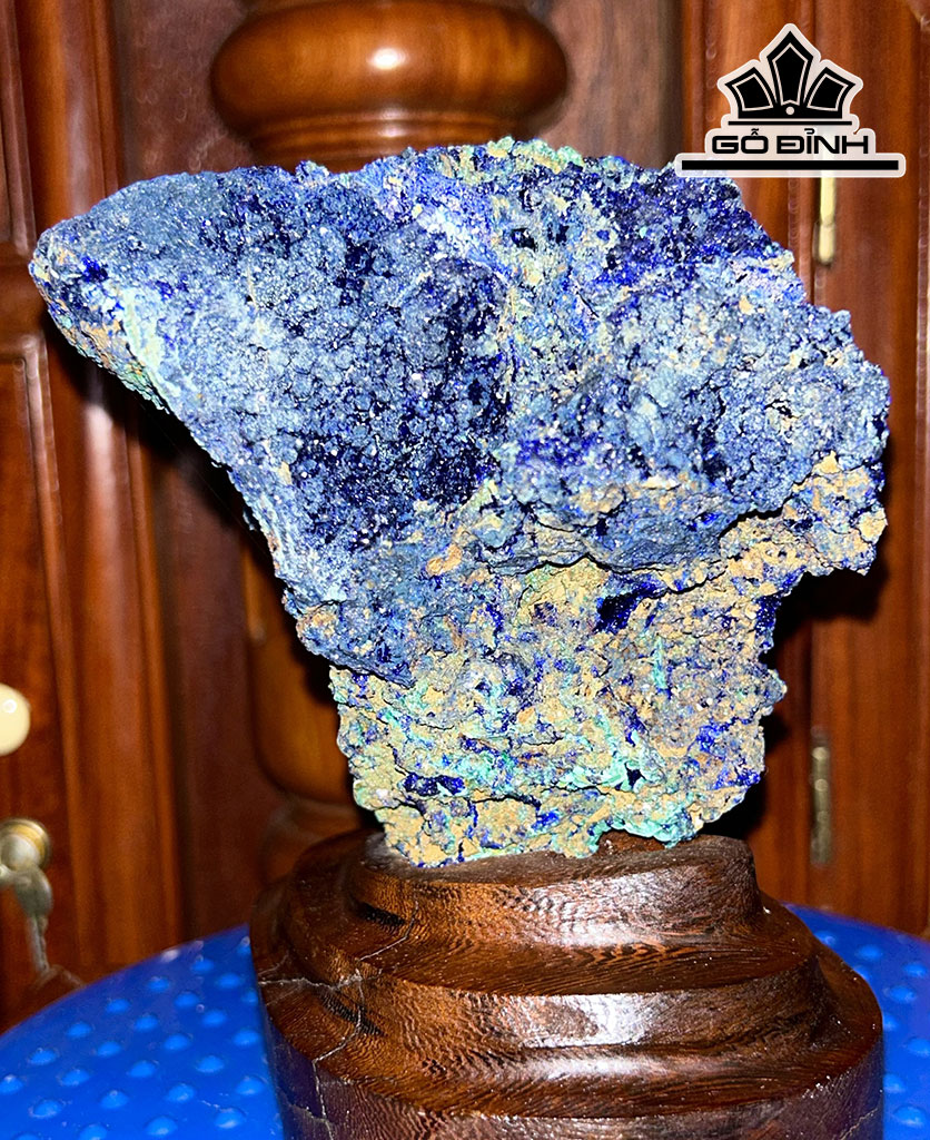 Tác Phẩm Đá Azurite Cao 16(cm) 2kg