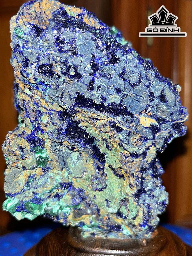 Tác Phẩm Đá Azurite Cao 16(cm) 2kg