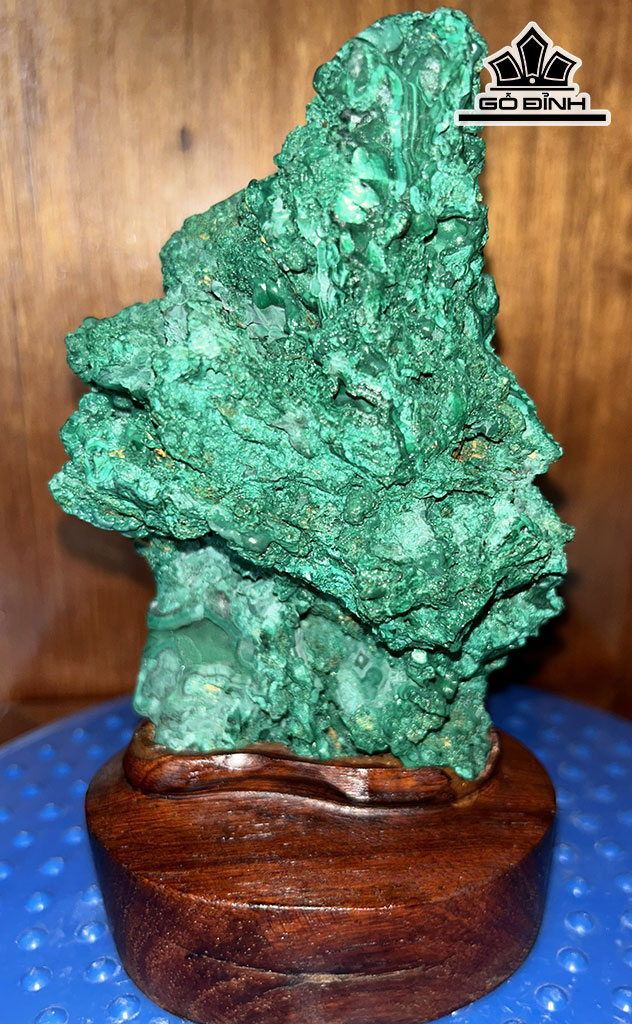 Tác Phẩm Đá Malachite Cao 17 (cm) 1,08kg