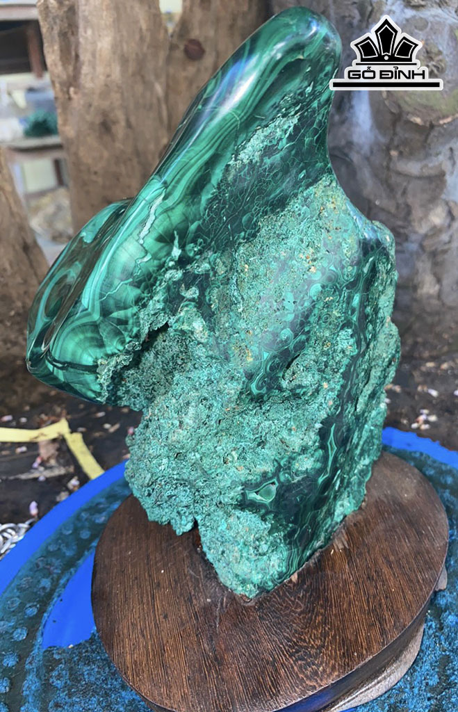 Tác Phẩm Đá Malachite Cao 21 Ngang 14(cm)2kg