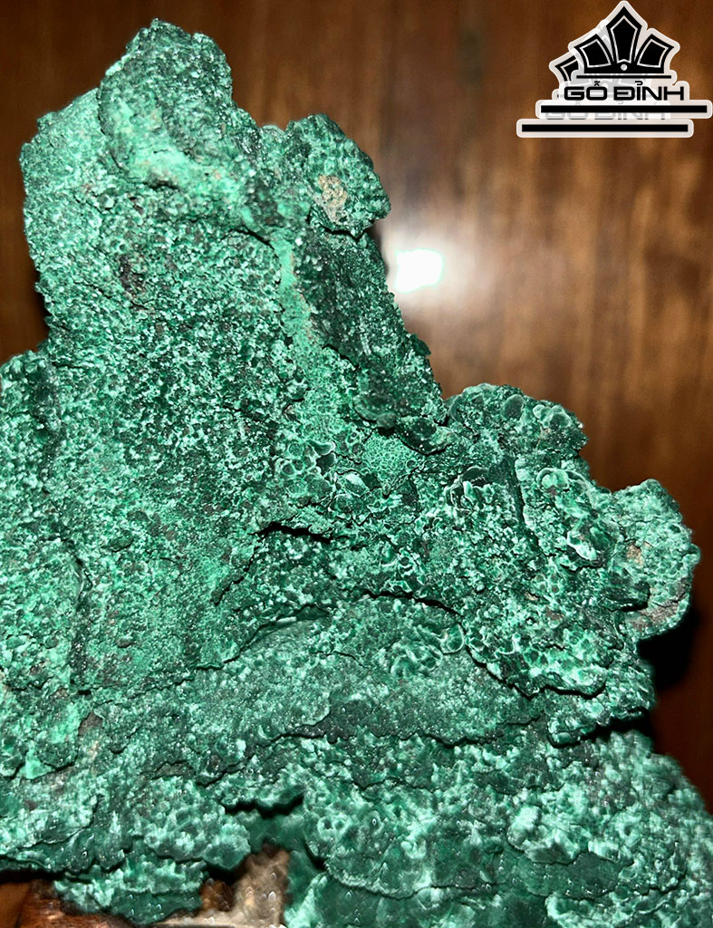 Tác Phẩm Đá Malachite Cao 16 Ngang 15 (cm) 1,04kg