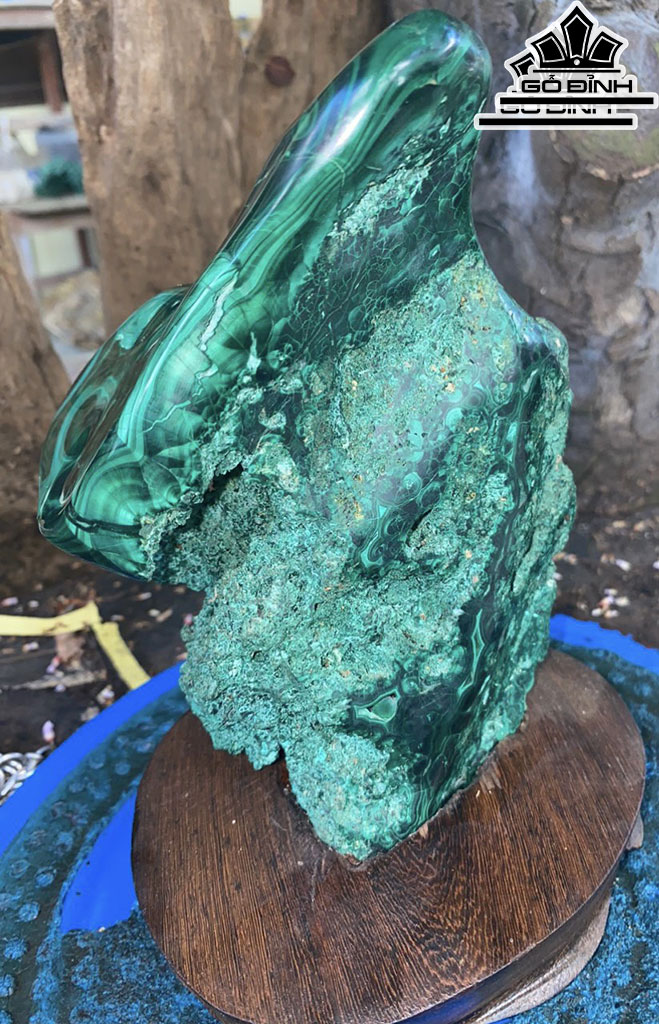 Tác Phẩm Đá Malachite Cao 21 Ngang 14(cm)2kg