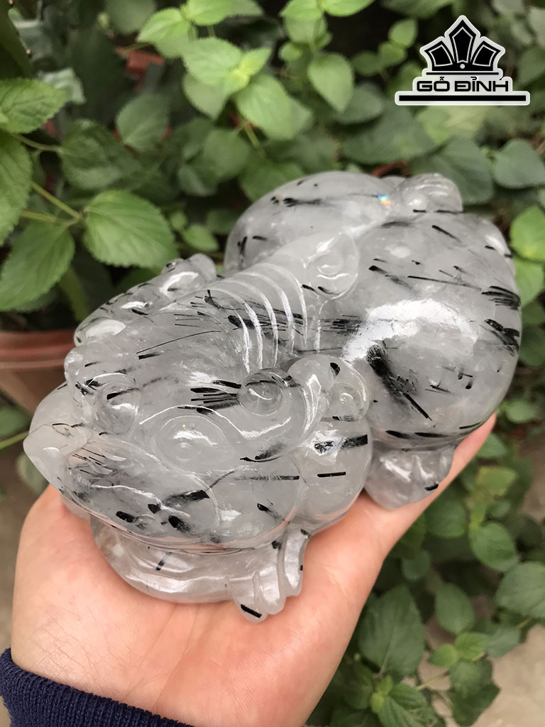 Tinh Thể Đá Thạch Anh Tóc Đen Cao 6.9 Ngang 9.5 Dài 13.2(cm) 1,25kg