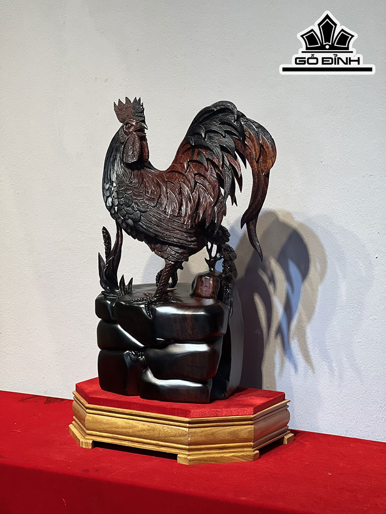 Tượng Gà Trống Phong Thủy Gỗ Trắc Cao 48 Ngang 32 Sâu 18 (cm)
