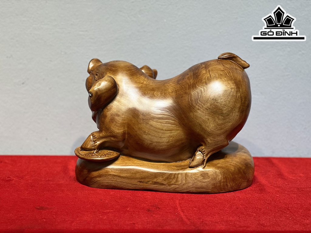 Tượng Heo Gỗ Hương Cao 22 Ngang 31 Sâu 21 (cm)