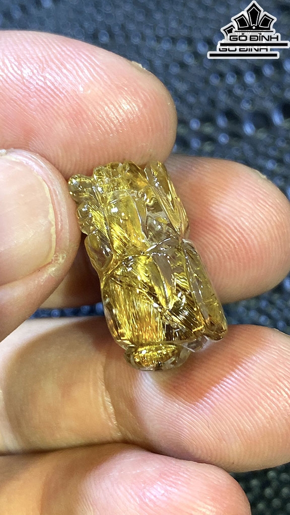 Mặt Dây Chuyền Tỳ Hưu Đá Thạch Anh Tóc Vàng Cao 21 Ngang 13,8 Sâu 11,3(mm) 5,8gr