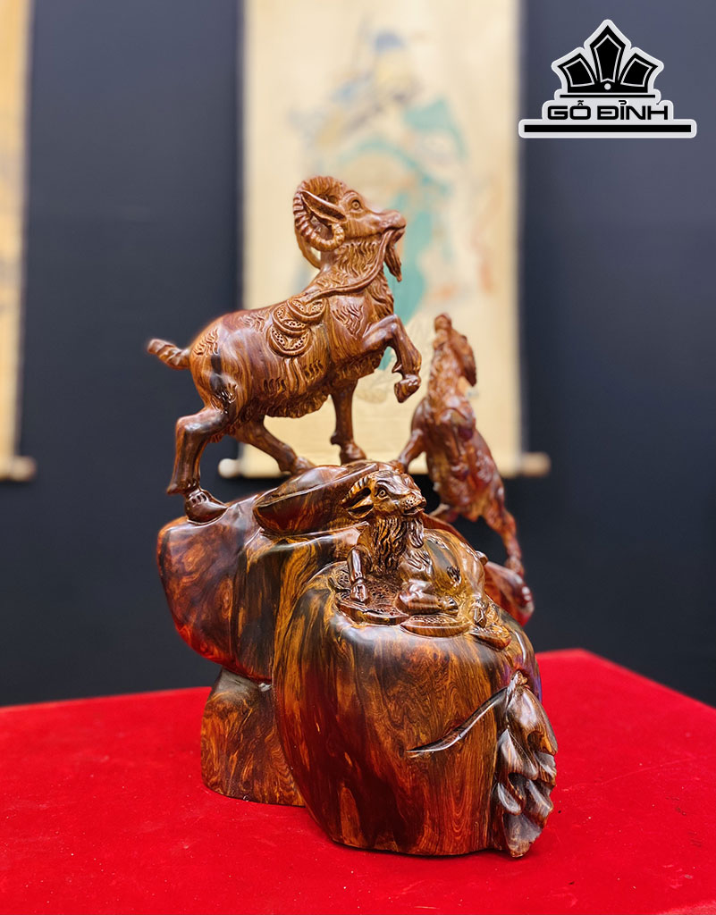 Tượng Tam Dương Khai Thái Gỗ Cẩm Cao 42 Ngang 30 Sâu 26 (cm)