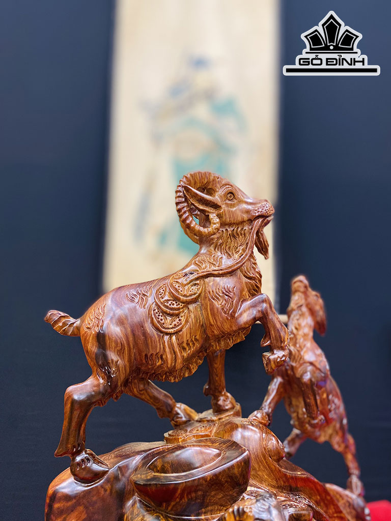 Tượng Tam Dương Khai Thái Gỗ Cẩm Cao 42 Ngang 30 Sâu 26 (cm)