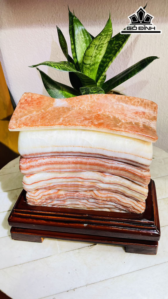 Tác Phẩm Đá Thịt Heo Đá Canxit Cao 16 Ngang 17 Sâu 6 (cm) 4,6kg