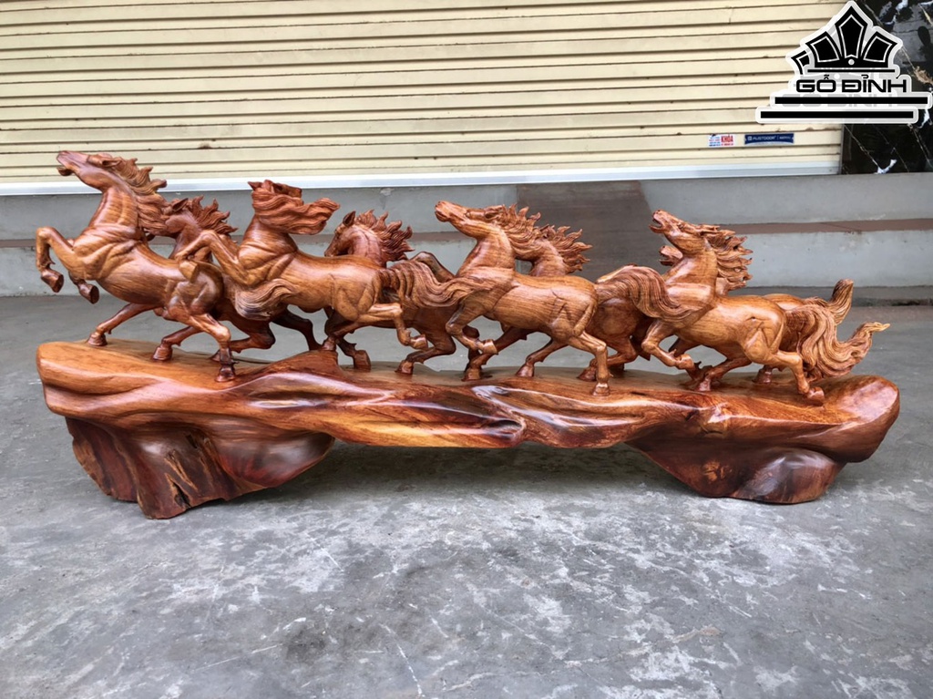 Tượng Bát Mã Gỗ Hương Cao 35 Ngang 82 Sâu 14 (cm)