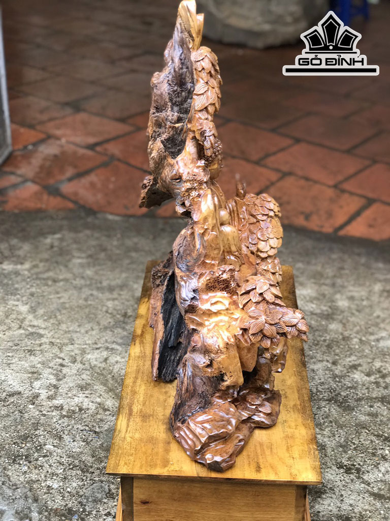 Tượng Nhất Tâm Bái Phật Gỗ Bách Xanh Cao 72 Ngang 63 Sâu 26 (cm)