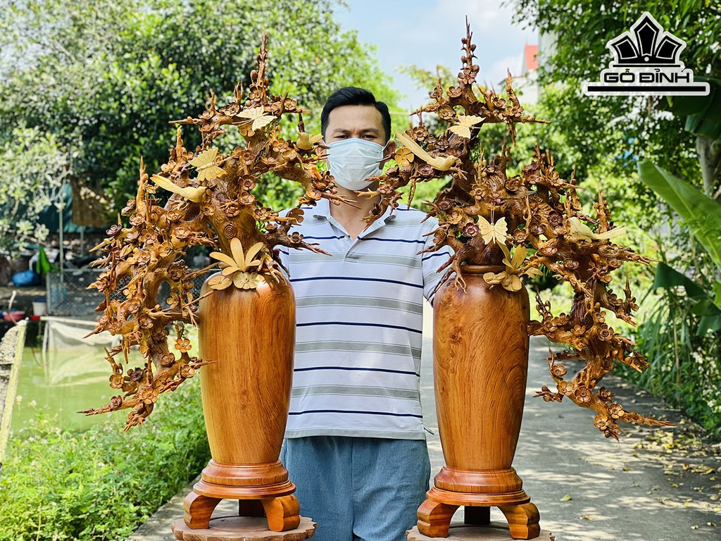 Cặp Bình Mai Gỗ Hương Cao 115-114 Ngang 70-66 Sâu 46-48 (cm)