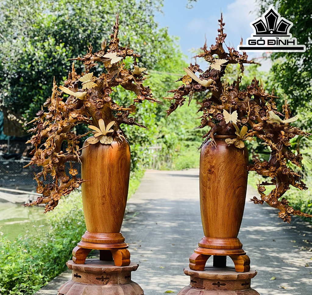Cặp Bình Mai Gỗ Hương Cao 115-114 Ngang 70-66 Sâu 46-48 (cm)