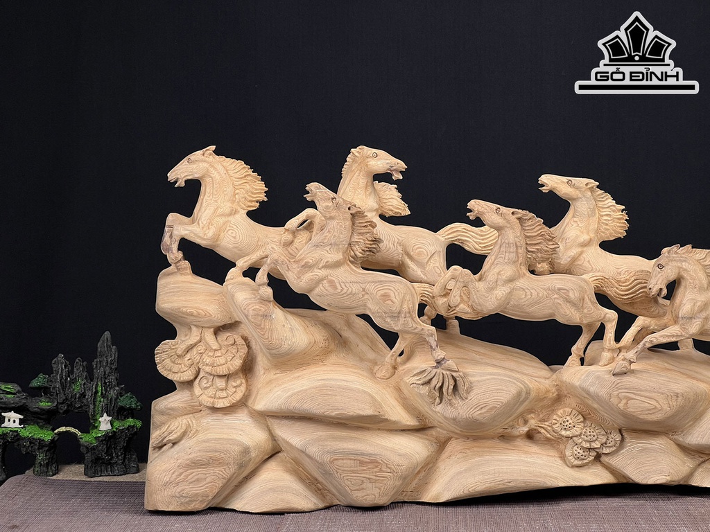 Tượng Bát Mã Gỗ Ngọc Am Cao 39 Ngang 91 Sâu 15 (cm)
