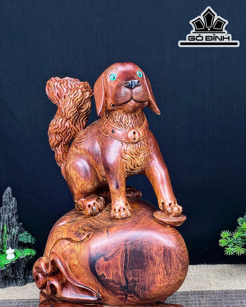 Tượng Chó Gỗ Cẩm Cao 40 Ngang 25 Sâu 21 (cm)
