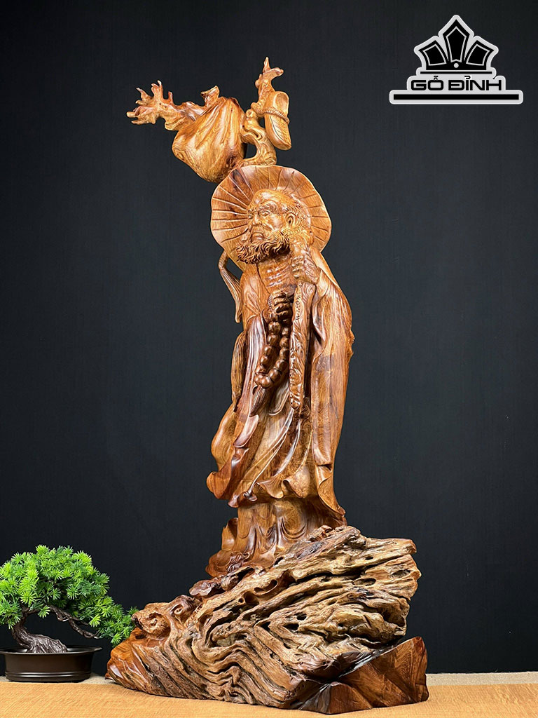 Tượng Đạt Ma Khất Thực Gỗ Hương Cao 93 Ngang 48 Sâu 24 (cm)