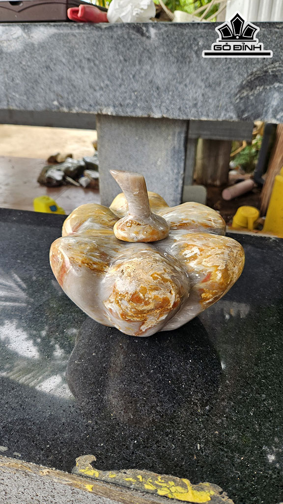 Tác Phẩm Quả Bí Ngô Gỗ Hóa Ngọc Cao 15 Ngang 20 (cm) 5kg