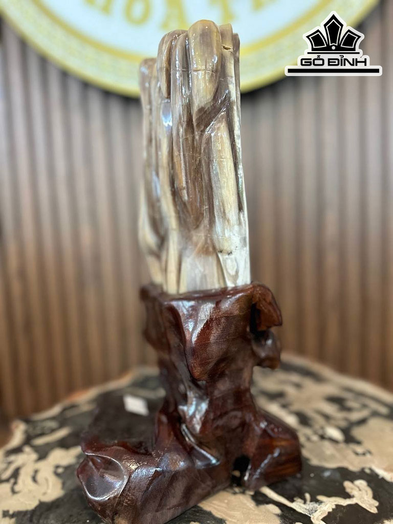 Tác Phẩm Gỗ Hóa Thạch Cao 39 Ngang 20 (cm) 5,5kg