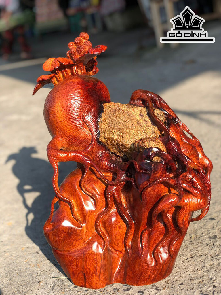 Sâm Ôm Đá Gỗ Hương Cao 48 Ngang 36 Sâu 30 (cm)