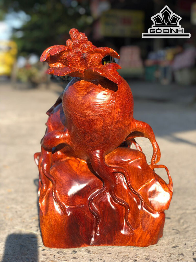 Sâm Ôm Đá Gỗ Hương Cao 48 Ngang 36 Sâu 30 (cm)