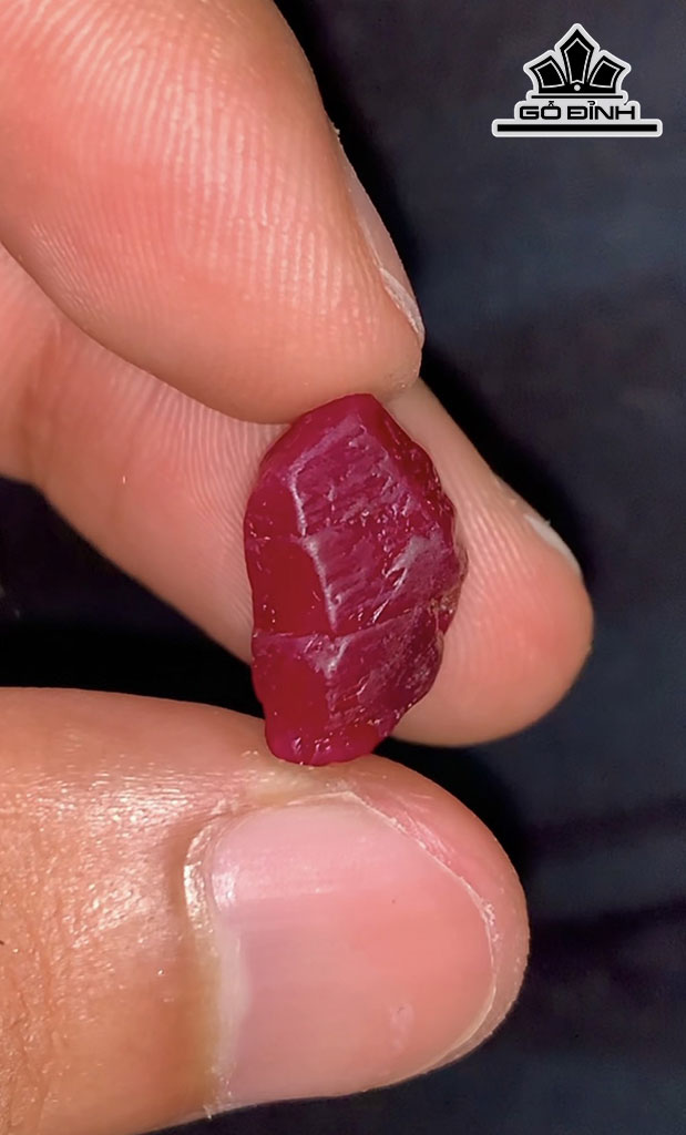 Tinh Thể Đá Ruby 13,3cts