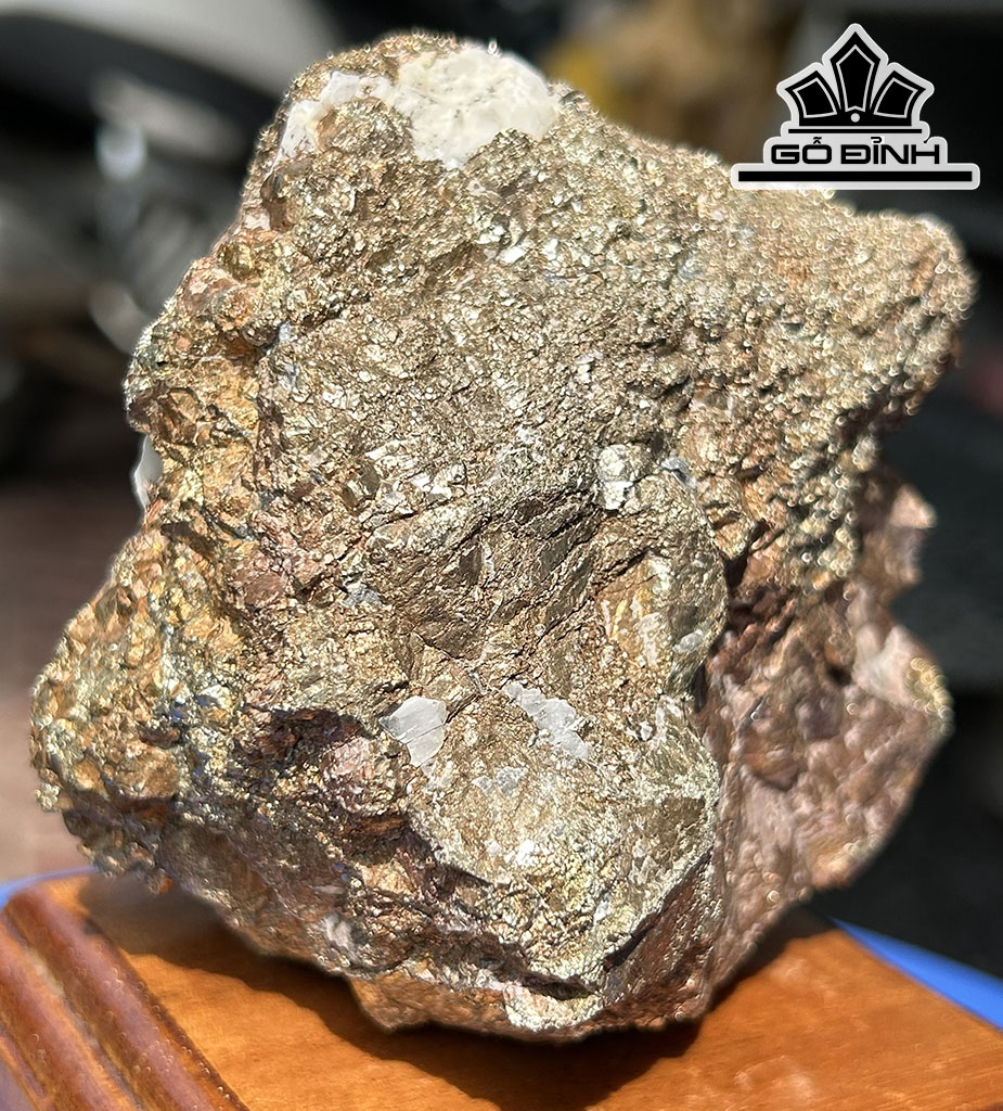 Tinh Thể Đá Pyrite Cao 14 (cm) 1,65kg