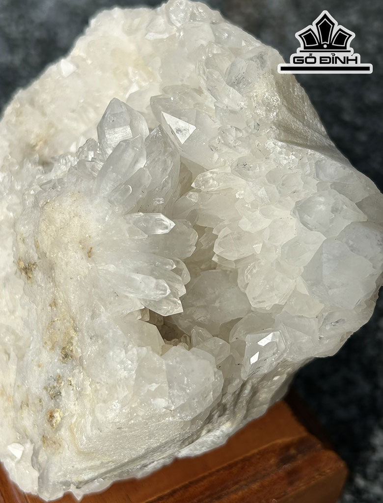 Tinh Thể Đá Thạch Anh Trắng Cao 14 (cm) 1,5kg
