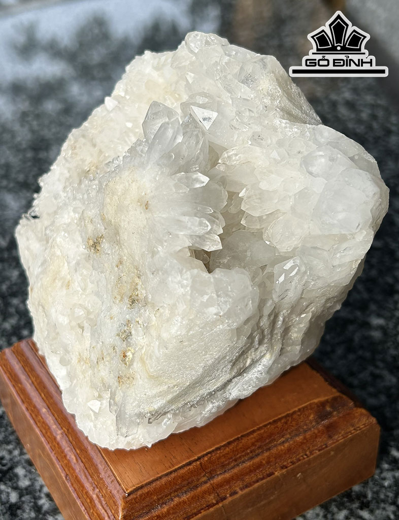 Tinh Thể Đá Thạch Anh Trắng Cao 14 (cm) 1,5kg