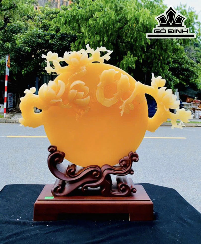 Tác Phẩm Đá Ngọc Hoàng Long Cao 46 Ngang 46 (cm) 8kg