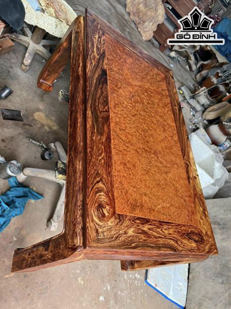 Bàn Mặt Gỗ Nu Hương Khung Gỗ Cẩm Cao 62 Ngang 106 Sâu 55 (cm)
