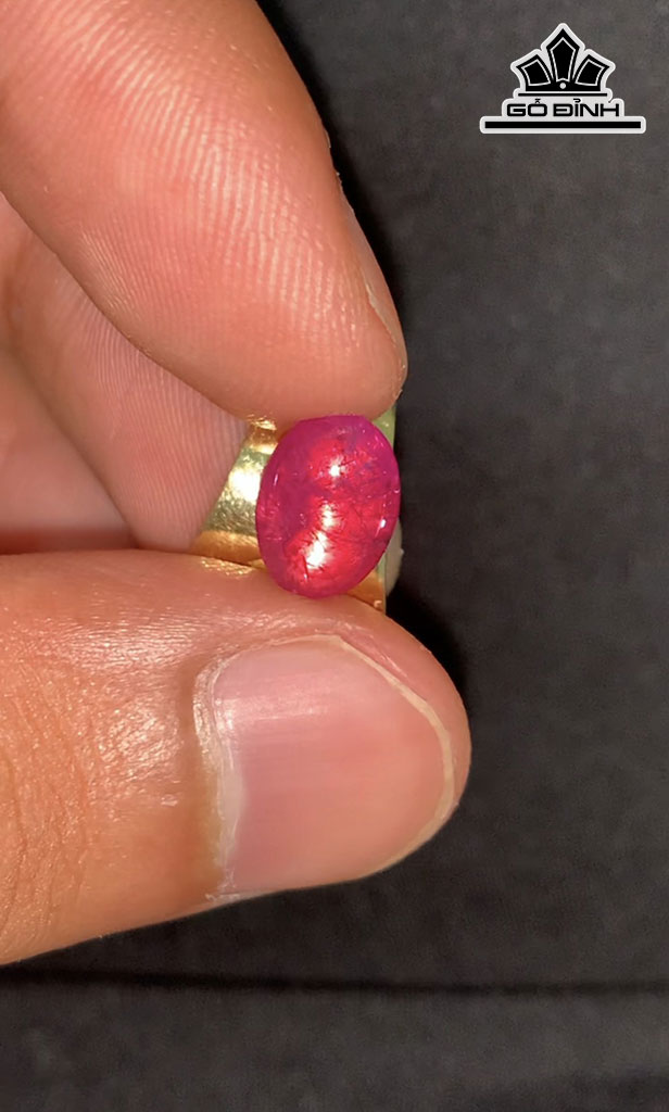 Viên Đá Lửa 2,3cts
