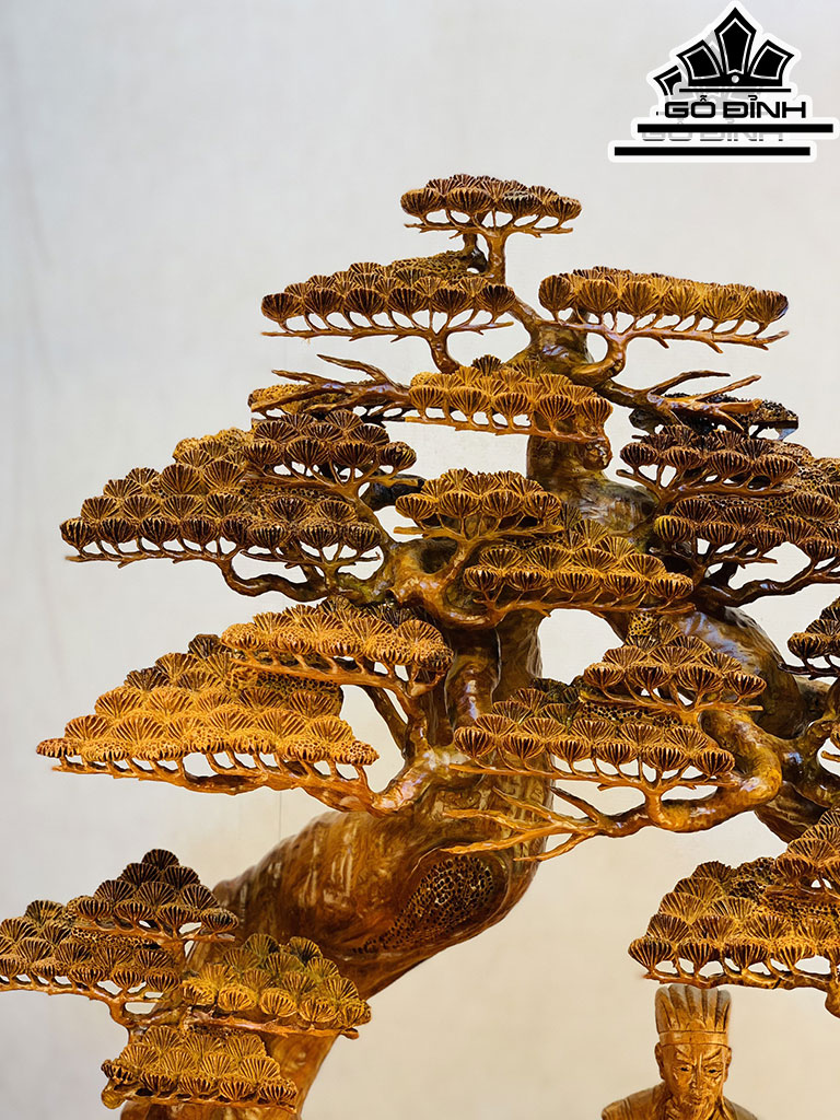 Tượng Gia Cát Lượng Gỗ Hương Cao 97 Ngang 76 Sâu 50 (cm)