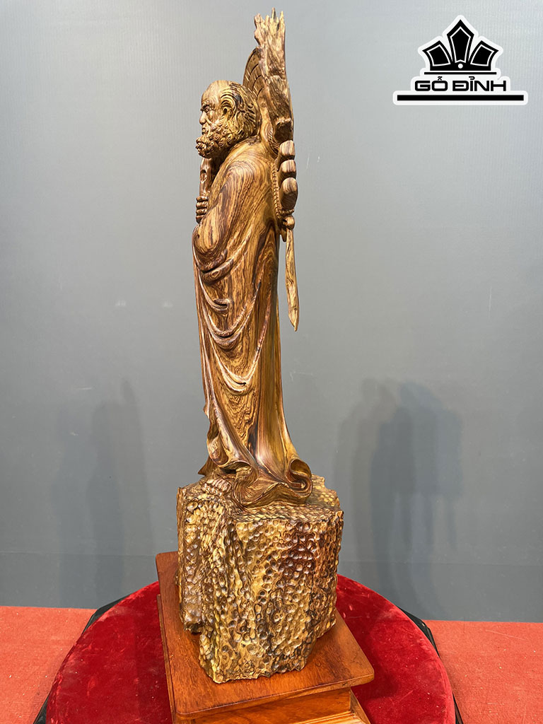 Tượng Đạt Ma Sư Tổ Gỗ Hương Cao 67 Ngang 27 Sâu 18 (cm)