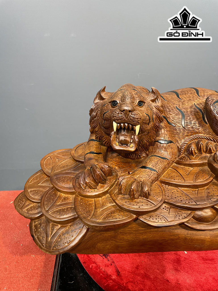 Tượng Hổ Phong Thủy Gỗ Hương Cao 29 Ngang 63 Sâu 30 (cm)
