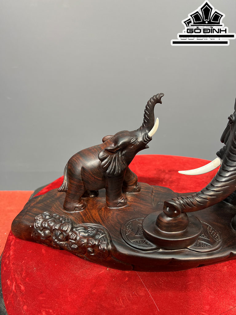 Tượng Voi Mẫu Tử Gỗ Trắc Cao 19 Ngang 48 Sâu 15 (cm)
