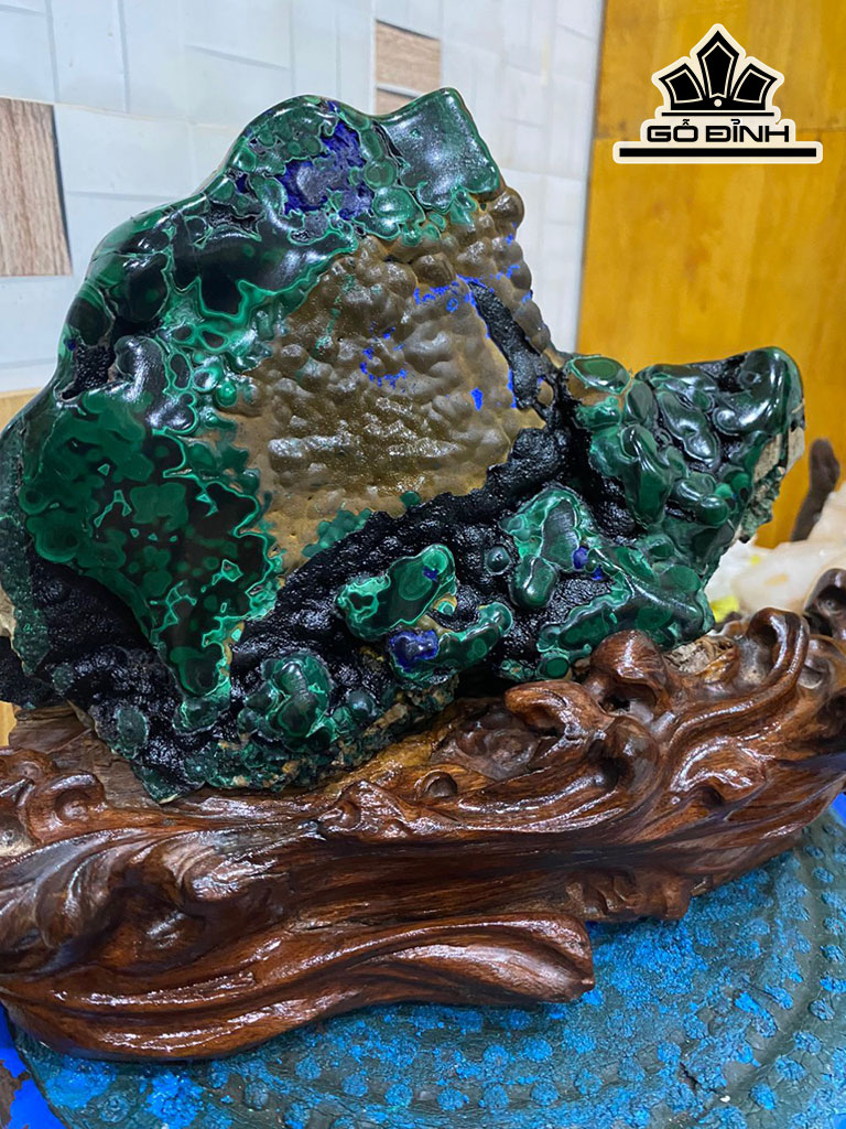 Tác Phẩm Đá Malachite Cao 22 Ngang 25 (cm)4,2kg