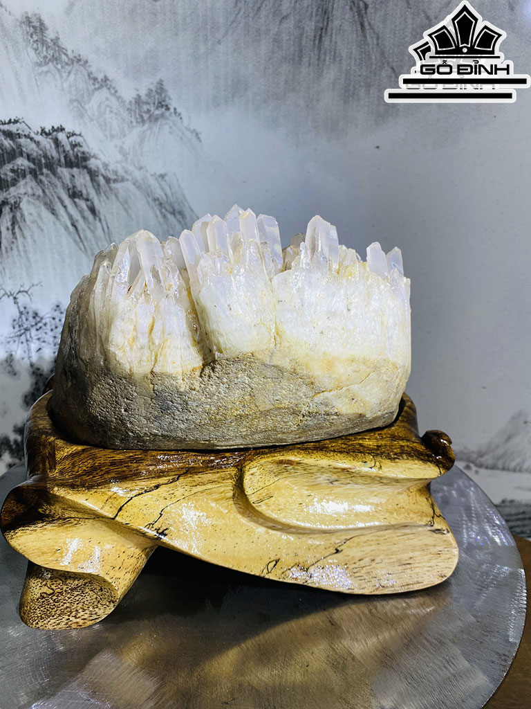 Tinh Thể Đá Thạch Anh Trắng Cao 20 Ngang 25 (cm) 6,6kg