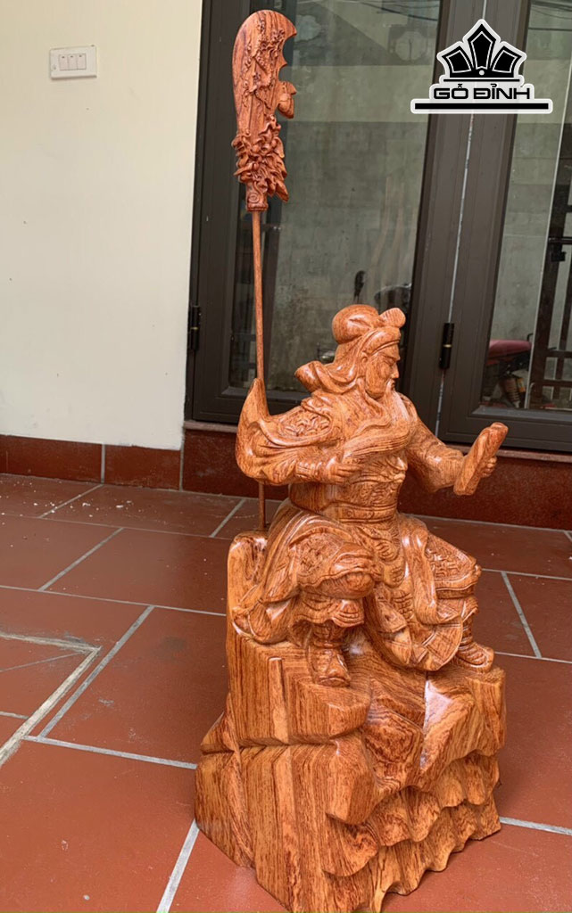 Tượng Quan Công Đọc Sách Gỗ Hương Cao 30 Ngang 15 Sâu 12 (cm)