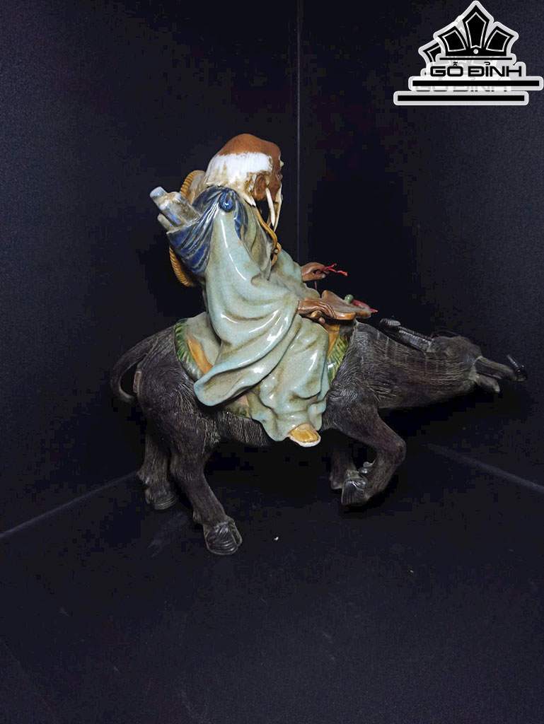 Tượng Lão Tử Cưỡi Trâu Gốm Phật Sơn Cao 40 Ngang 38 Sâu 20 (cm)